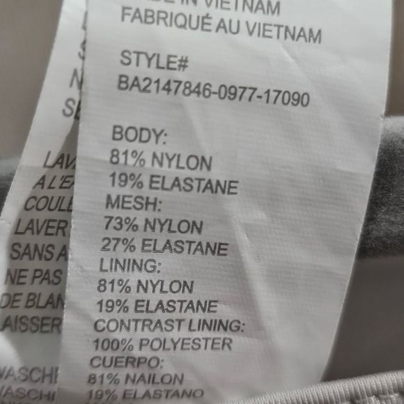 NWOT Fabletics Dove White Sports Bra 4X - Picture 5 of 6